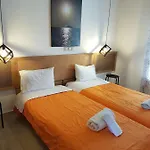 Marina Hotel 2*