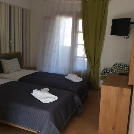 Marina Hotel