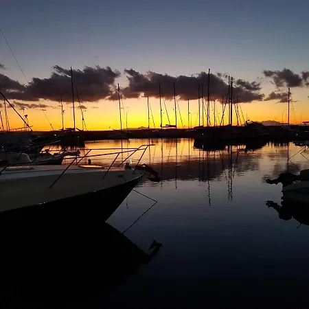 酒店 Marina