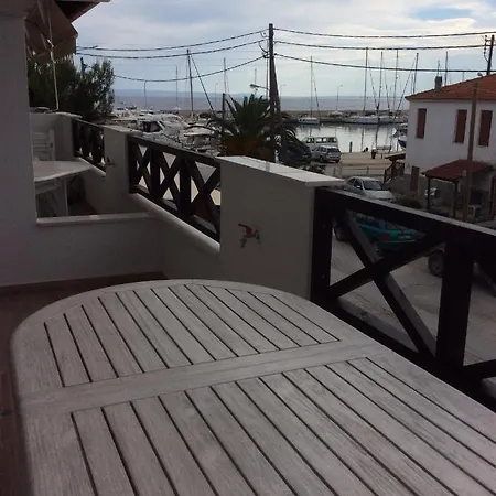 Marina Nikiti (Sithonia)