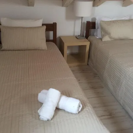 Marina Hotel 2*