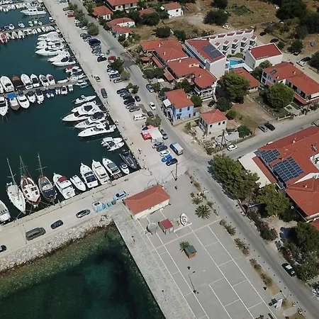 Marina Hotel