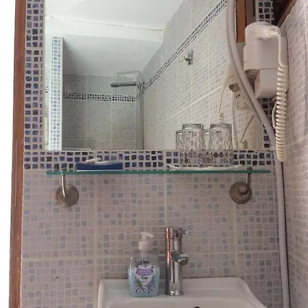 Marina 2* Nikiti (Sithonia)