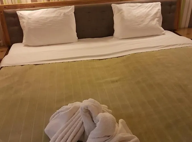Marina 2*