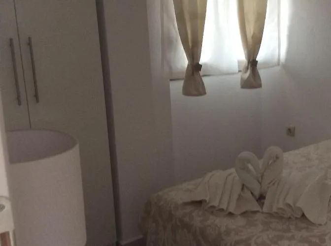 Marina Hotel Nikiti (Sithonia)